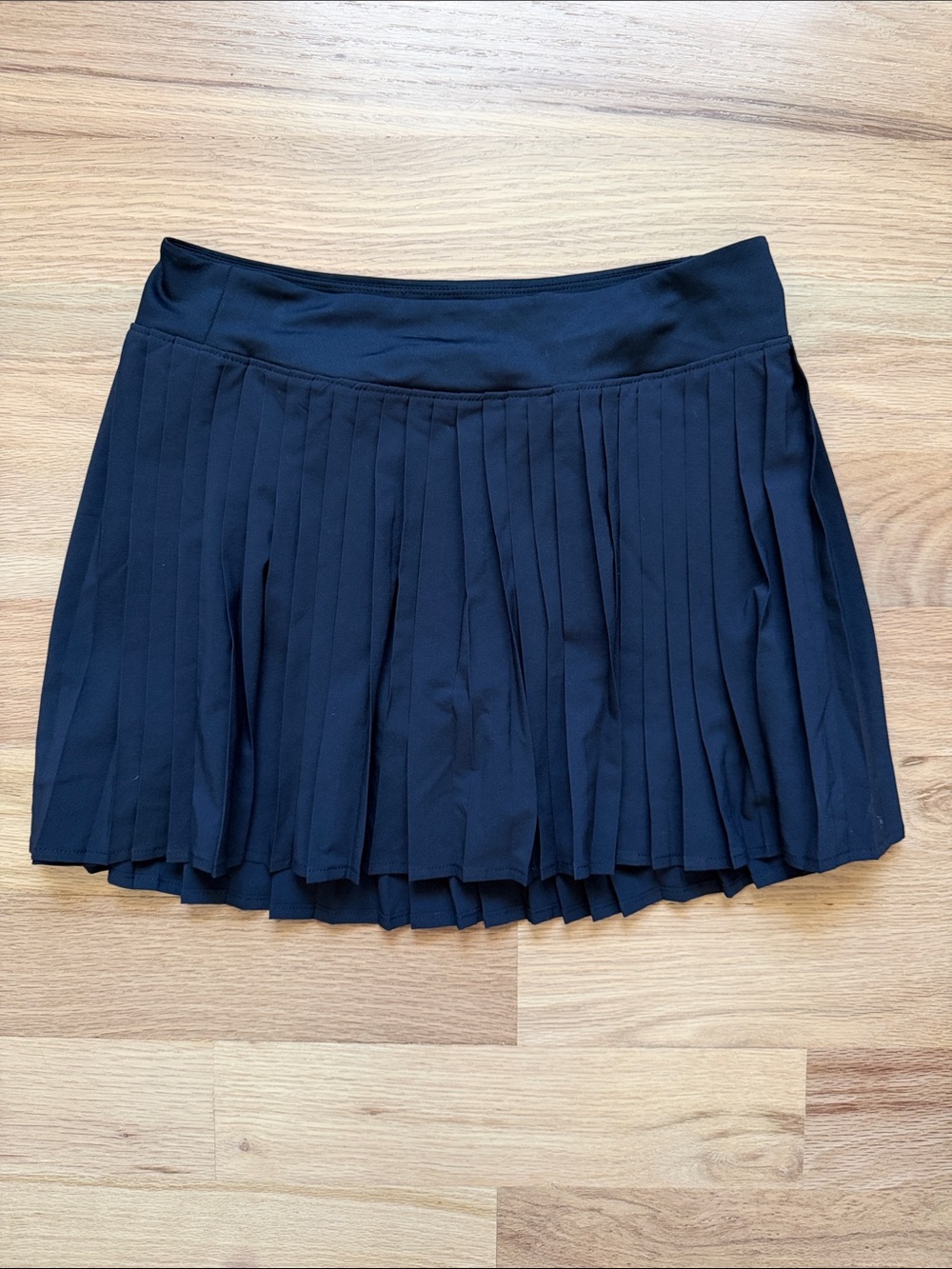 all in motion Black Pleated Tennis Skirt girls size XL very good condition!